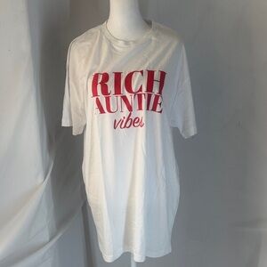 Rich Auntie Vibes S/A t-ahirt